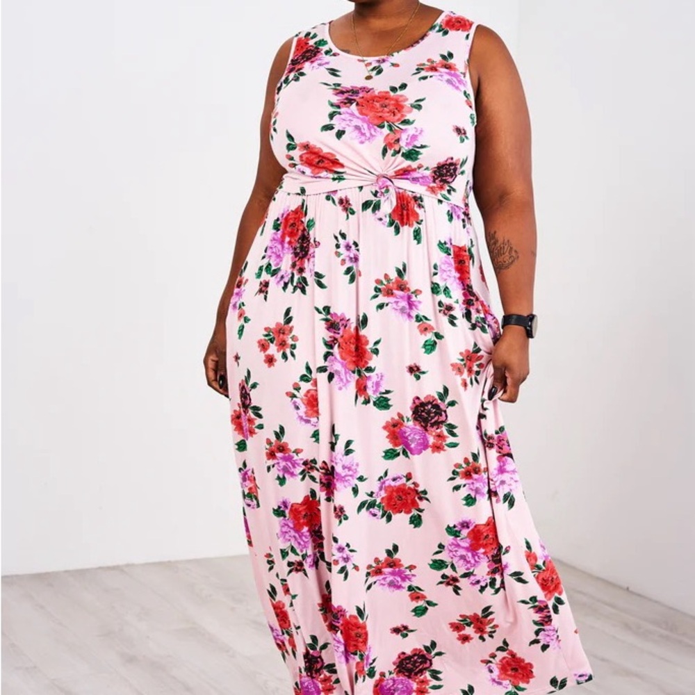 Latched Mama Boardwalk Floral Maxi Dress